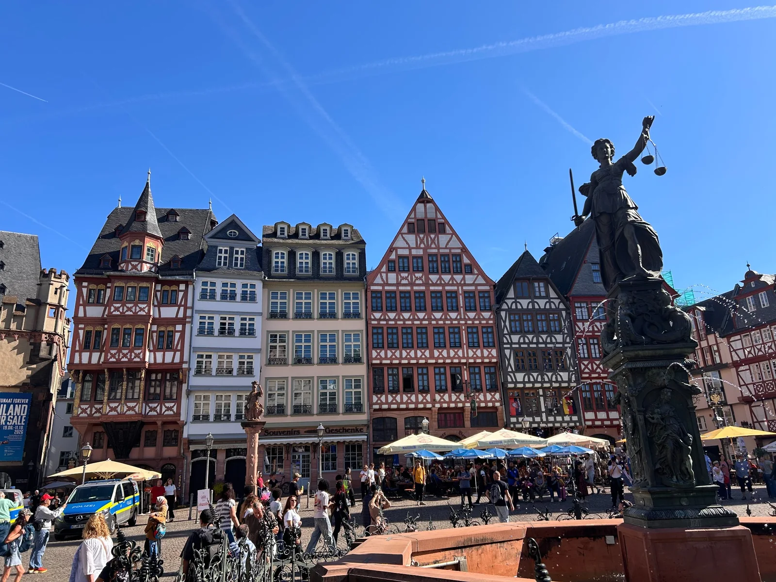 Fountain of Justice with Römerberg’s timber-framed houses behind