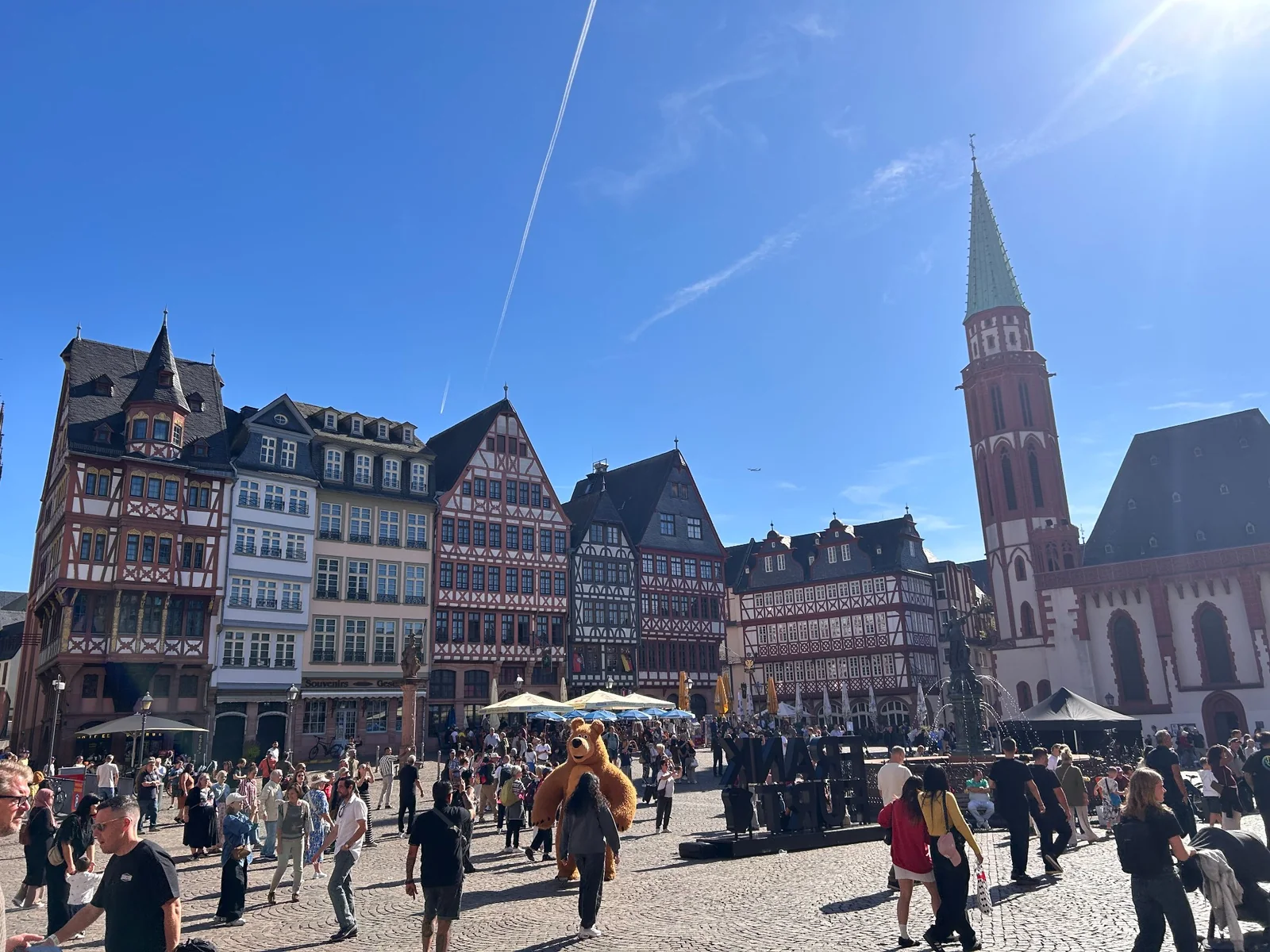 Römerberg square, timber-framed houses and the Old St Nicholas Church